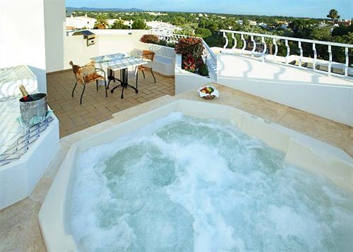 Готель Four Seasons Fairways Кінта-ду-Лагу Екстер'єр фото